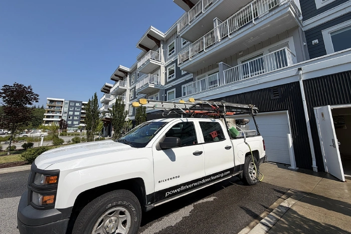 powell_river_cleaning_work_15